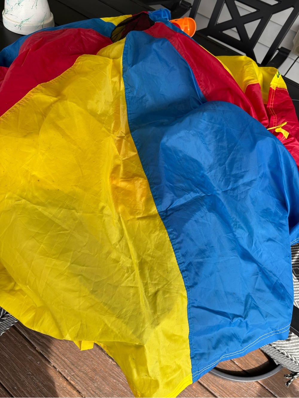 Parachute: Colorblock Blue Yellow Red Lightweight kids parachute